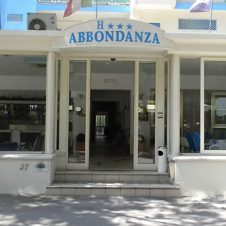 ホテル Abbondanza